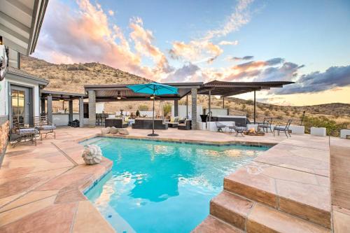 Laveen Village House | 11 Mi to Dtwn Phoenix Guest House with Hot Tub