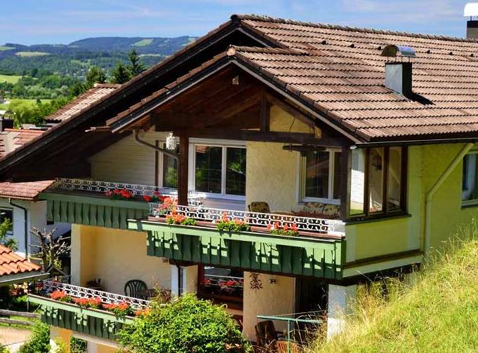 Burgberg Apartment | 110 m² Apartment ∙ 3 bedrooms ∙ 6 guests