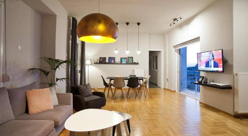 Pangrati Apartment | 110 m² Apartment ∙ 3 bedrooms ∙ 6 guests