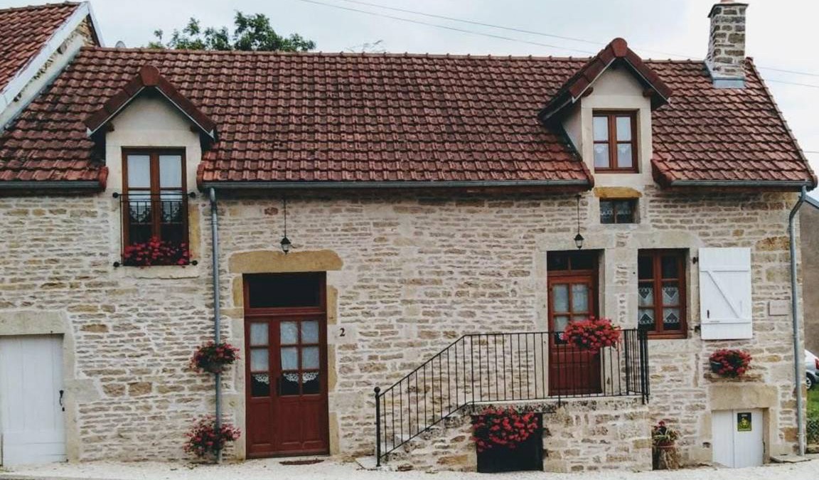 Mont-Saint-Jean Cottage | 110 m² Cabin ∙ 3 bedrooms ∙ 8 guests