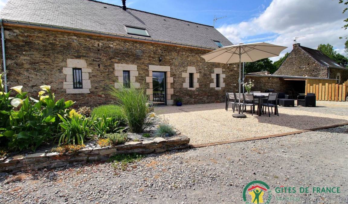Taupont House | 110 m² Gîte ∙ 4 bedrooms ∙ 8 guests