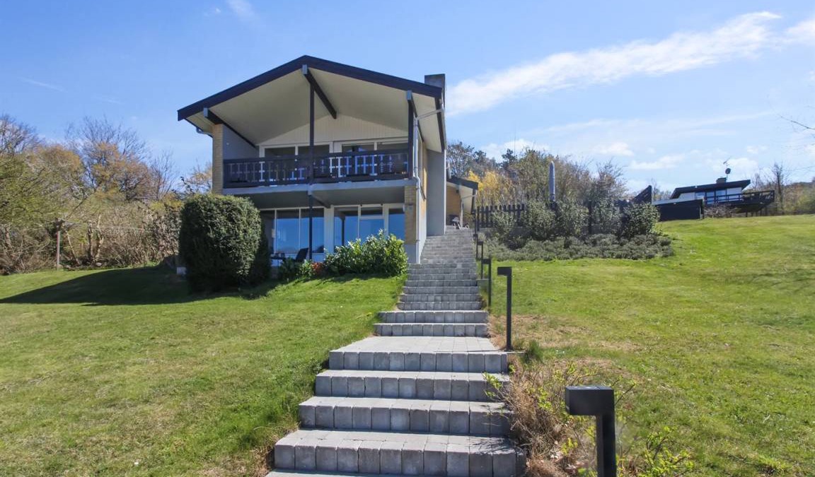 Sandvig House | 110 m² House ∙ 3 bedrooms ∙ 5 guests