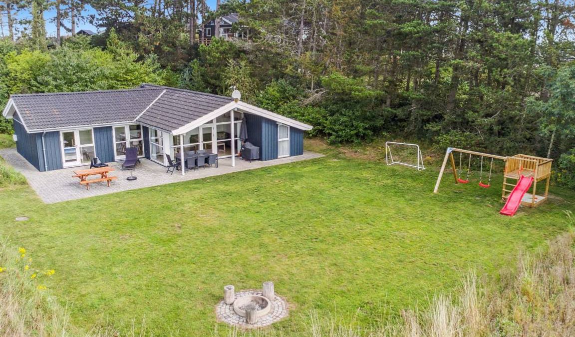 Skødshoved Strand House | 110 m² House ∙ 1 bedroom ∙ 8 guests