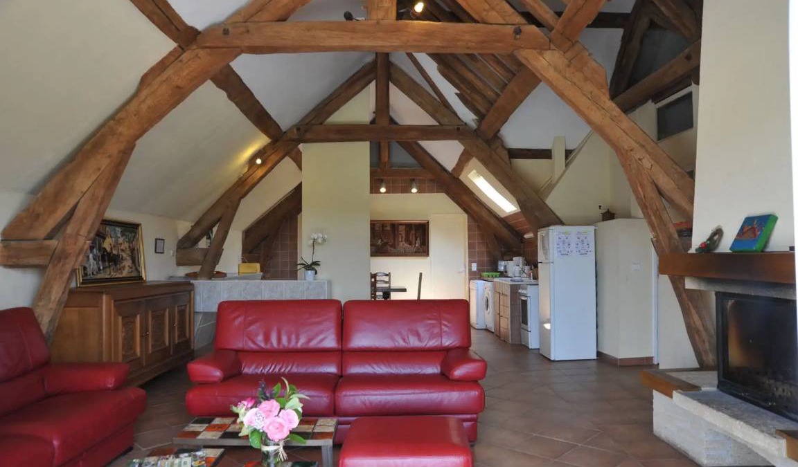 Poligny House | 110 m² House ∙ 3 bedrooms ∙ 7 guests
