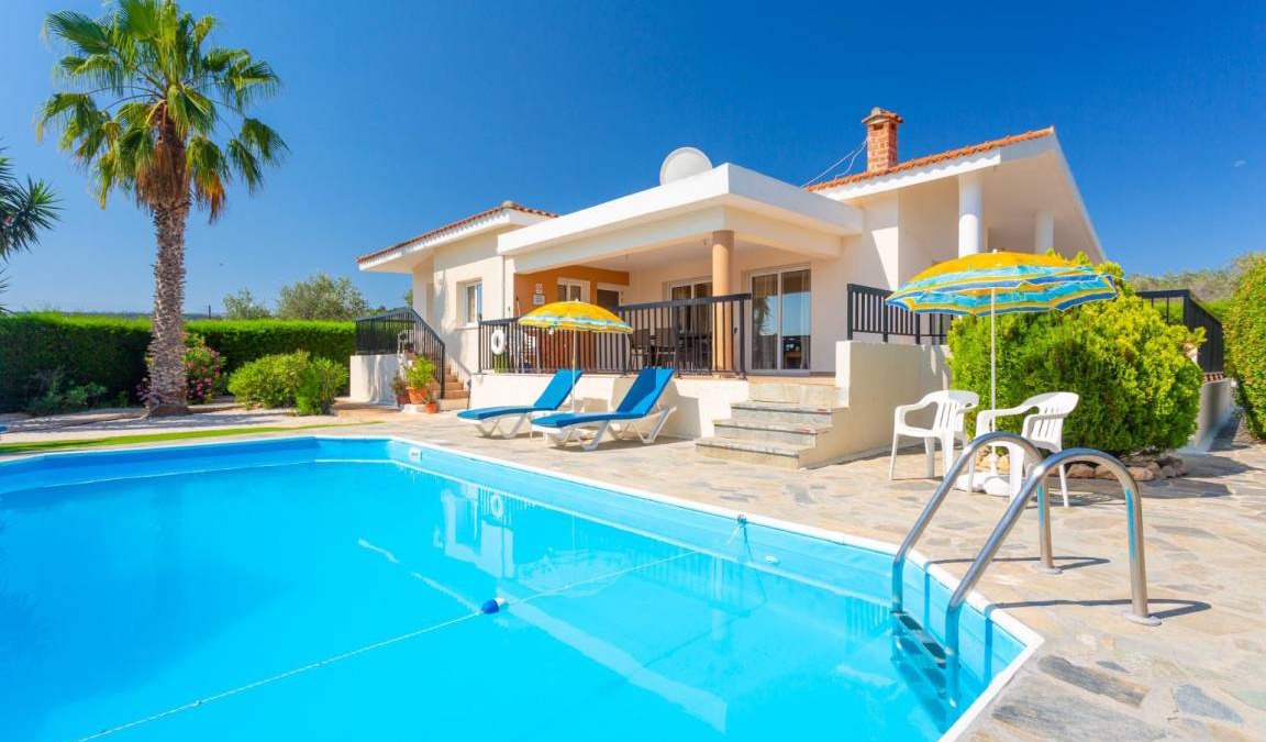 Latchi Villa | 110 m² Villa ∙ 3 bedrooms ∙ 6 guests