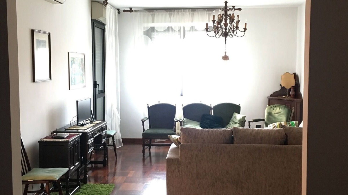 Lubiana Apartment | 110 SQM Apartment - 2 BEDROOMS AND 2 BATHROOMS - EXPENSES AND SERVICES INCLUDED - FREE WI-FI