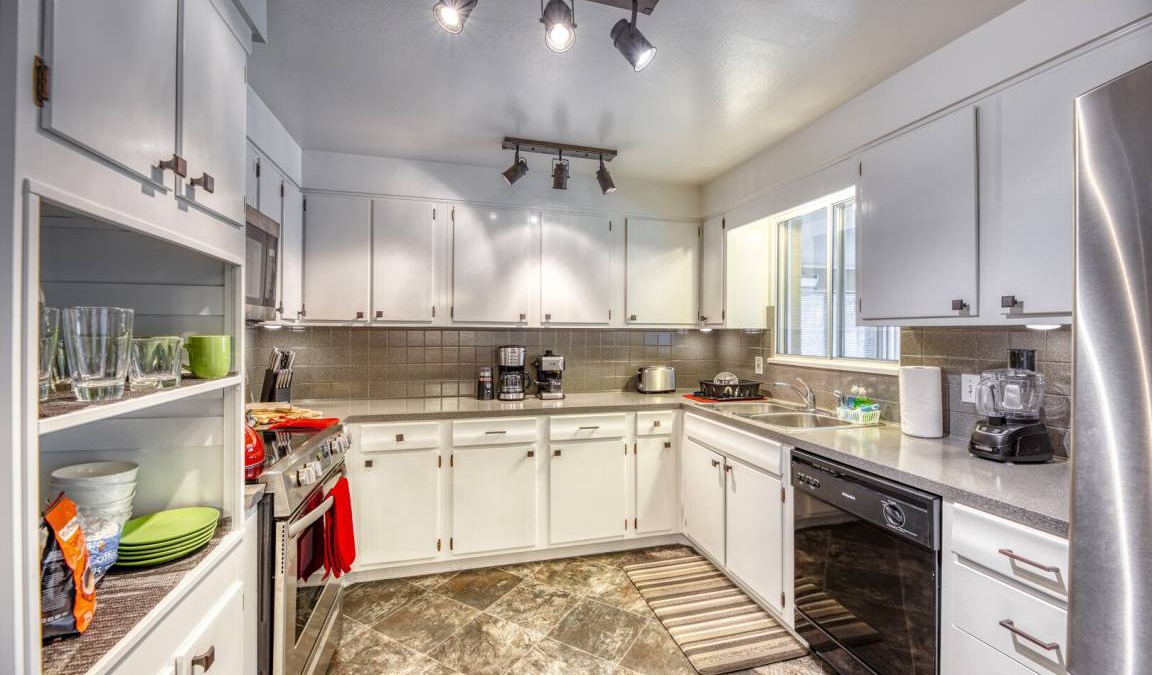Edgewater Apartment | 111 m² Apartment ∙ 2 bedrooms ∙ 4 guests