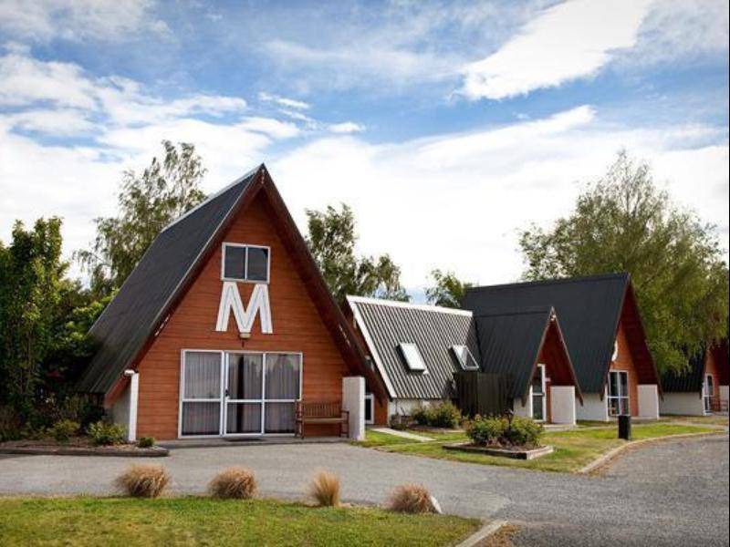 Twizel Hotel | 111 m² Motel ∙ 6 bedrooms ∙ 19 guests
