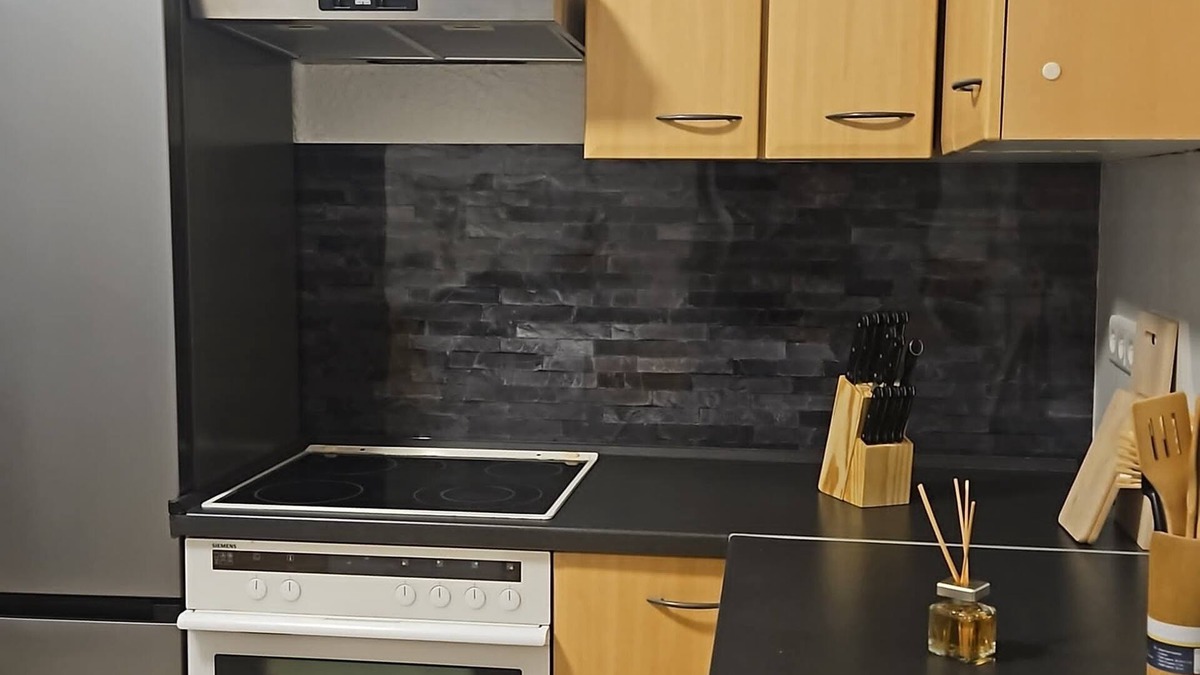 Katernberg Apartment | 111-Real estate