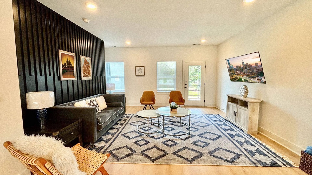 Donelson House | 112 Hermitage House in Nashville