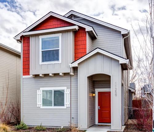 West Valley House | 11259 Arch