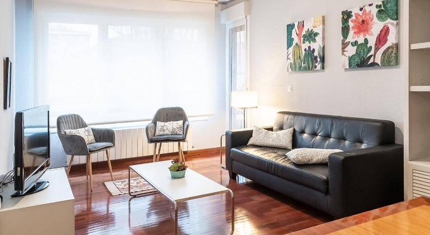 Iturrama Apartment | 115 m² Apartment ∙ 4 bedrooms ∙ 6 guests