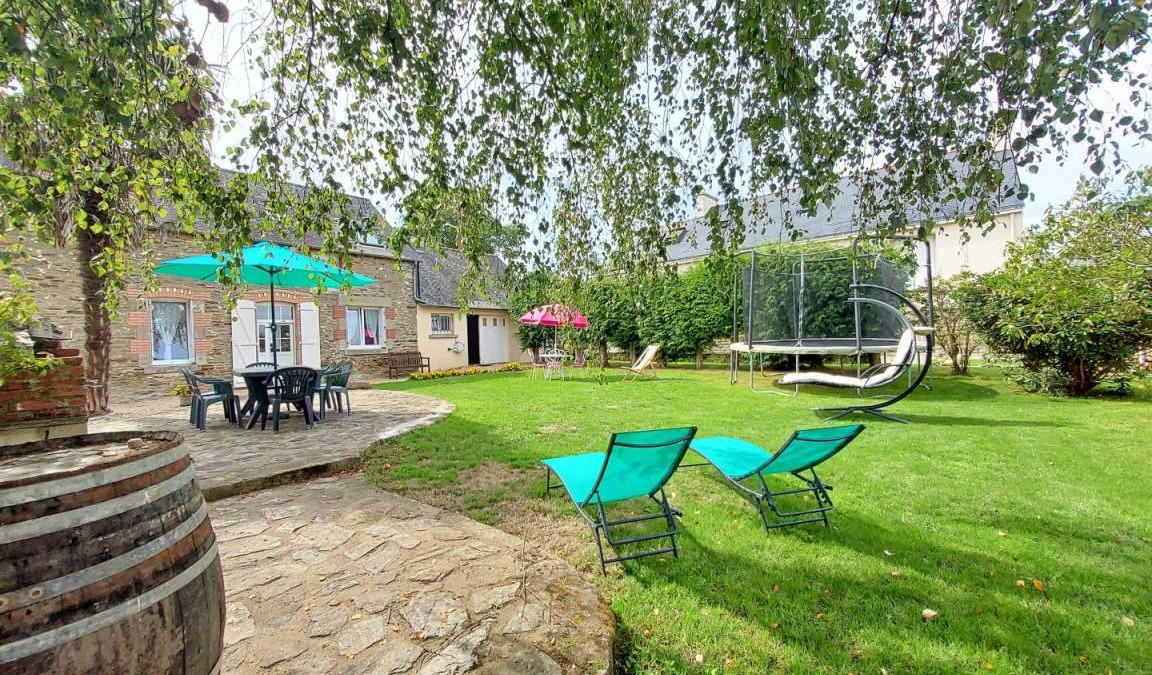 Josselin House | 115 m² Gîte ∙ 3 bedrooms ∙ 6 guests