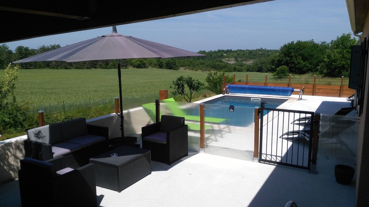 Labastide-Marnhac House | 115 m2 private villa with view and private heated pool