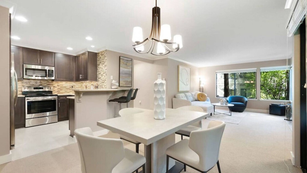 Northwest Bellevue Apartment | 115 - Modern & Serene~Min to Downtown
