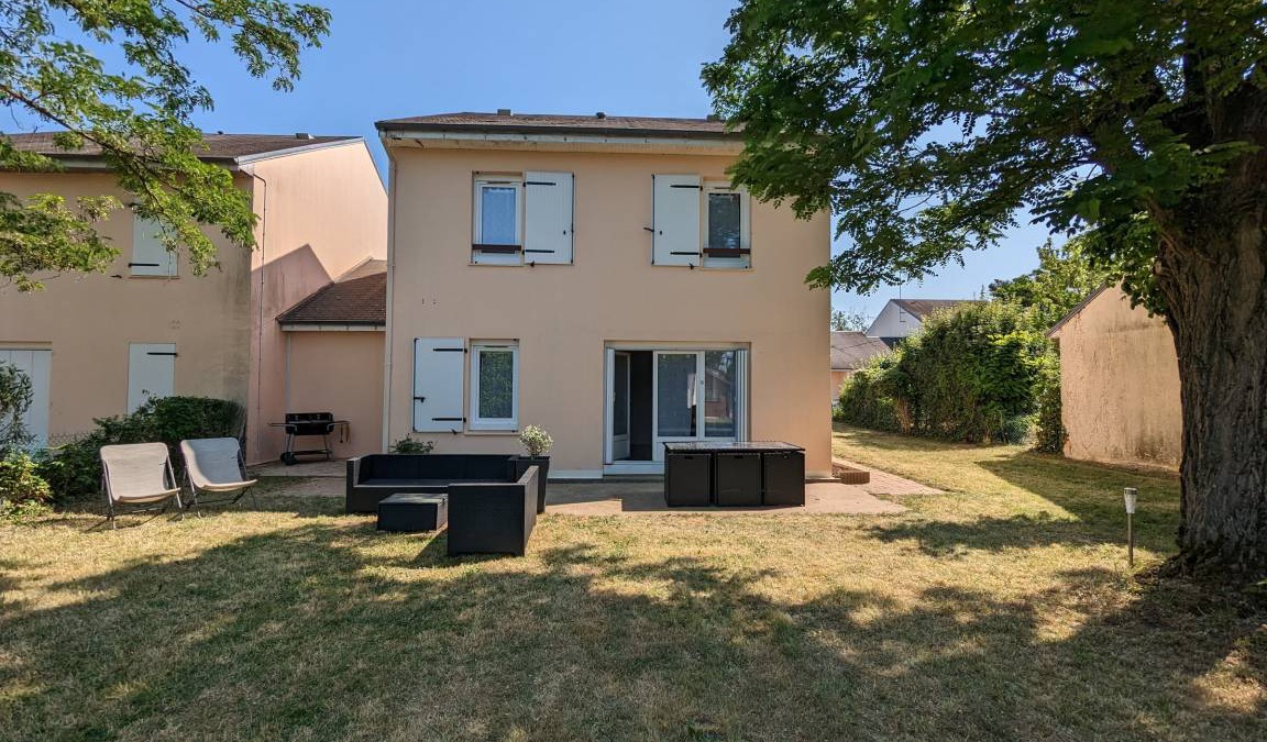 Ouzouer-sur-Loire Cottage | 116 m² Cabin ∙ 4 bedrooms ∙ 8 guests