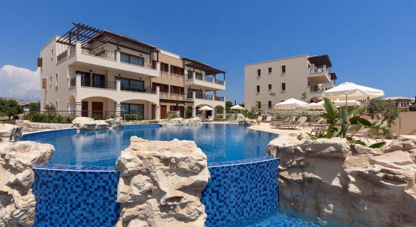 Aphrodite Hills Hotel | 118 m² Hotel ∙ 3 bedrooms ∙ 6 guests