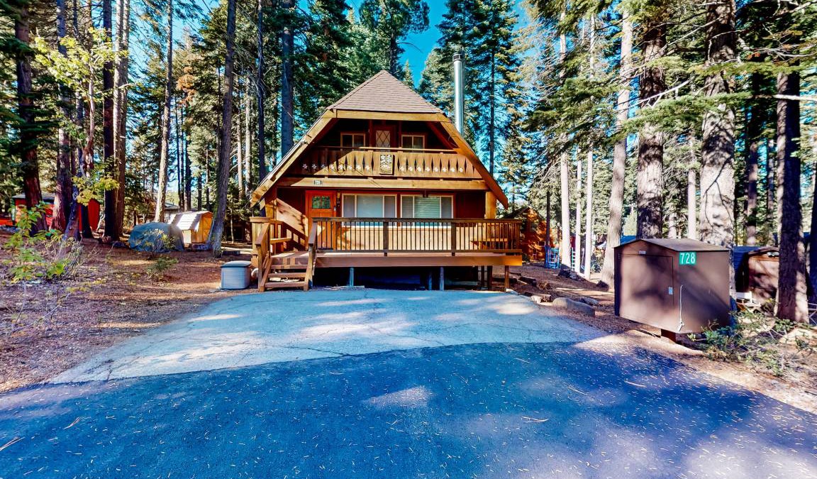 Comstock Acres Cabin | 119 m² Cabin ∙ 3 bedrooms ∙ 6 guests