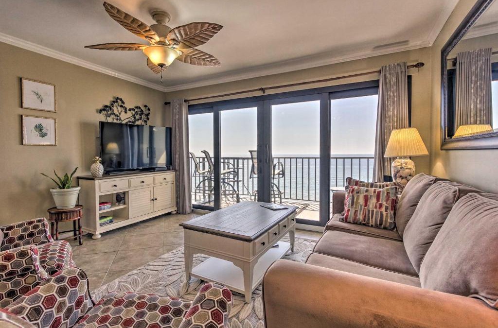 Lower Grand Lagoon Apartment | 11th-Floor PCB Condo with Ocean View, Walk to Dining