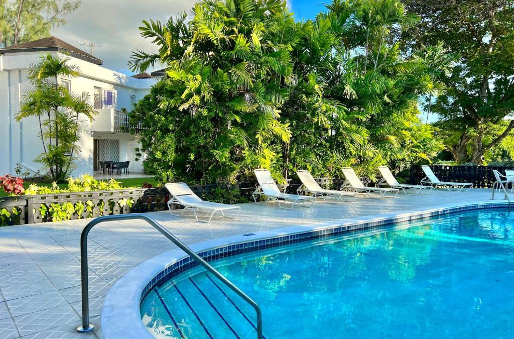 Blue Waters Apartment | 12 Foursquare Rockley Golf & Country Club