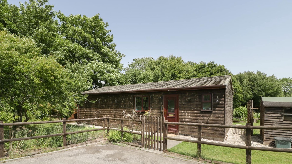 Corscombe Cottage | 12 LINHAY, pet friendly, with a garden in Beaminster