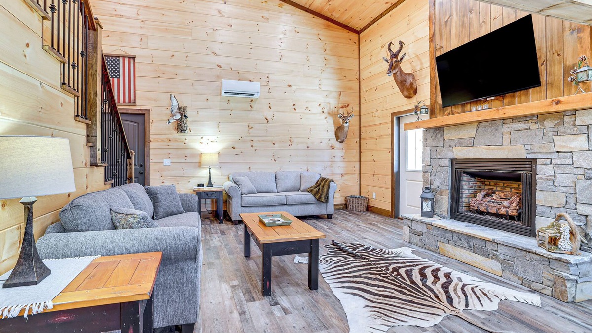 Forest City House | 12 Mi to Tryon International: Forest City Gem!