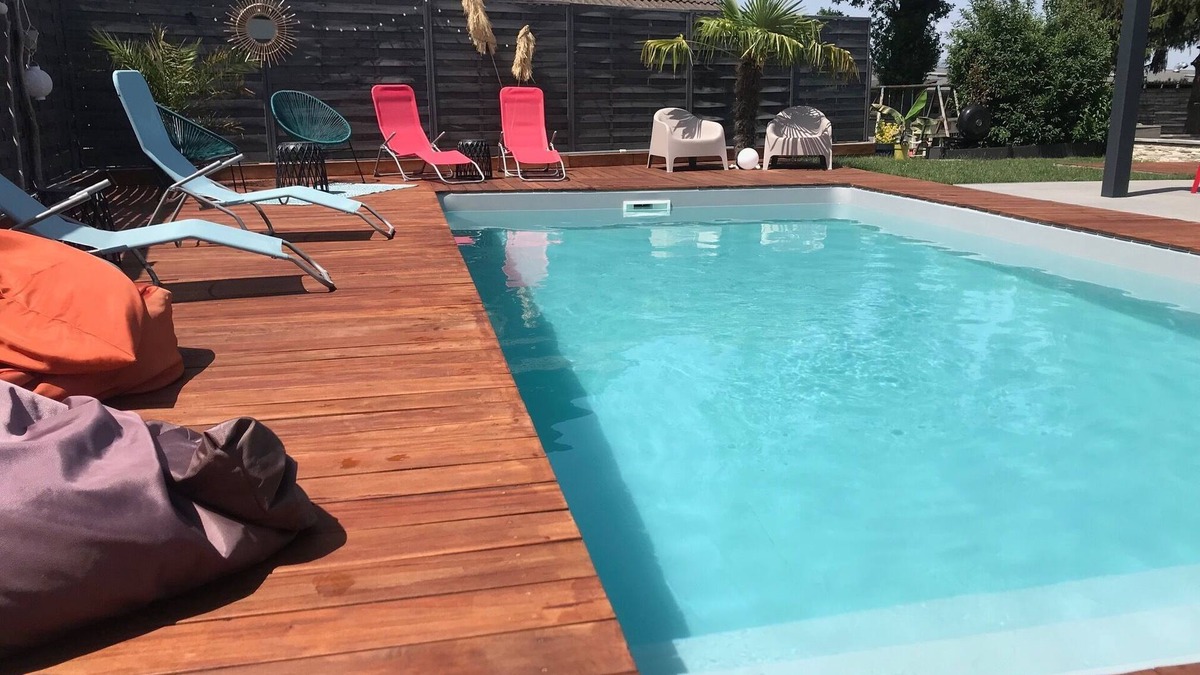 Seynod House | 12 people house with swimming pool