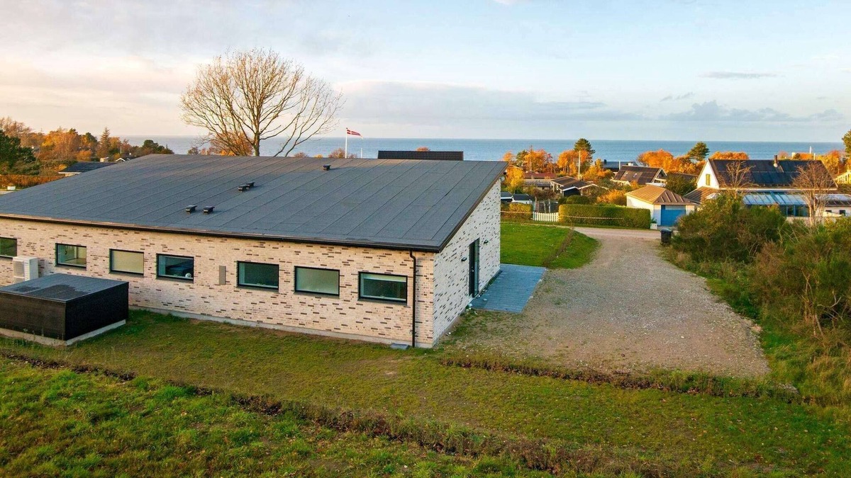 Norddjurs Municipality House | 12 person holiday home in Allingåbro