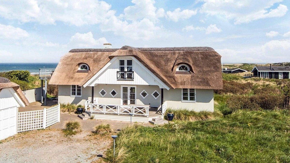 Hirtshals House | 12 person holiday home in Hirtshals-By Traum