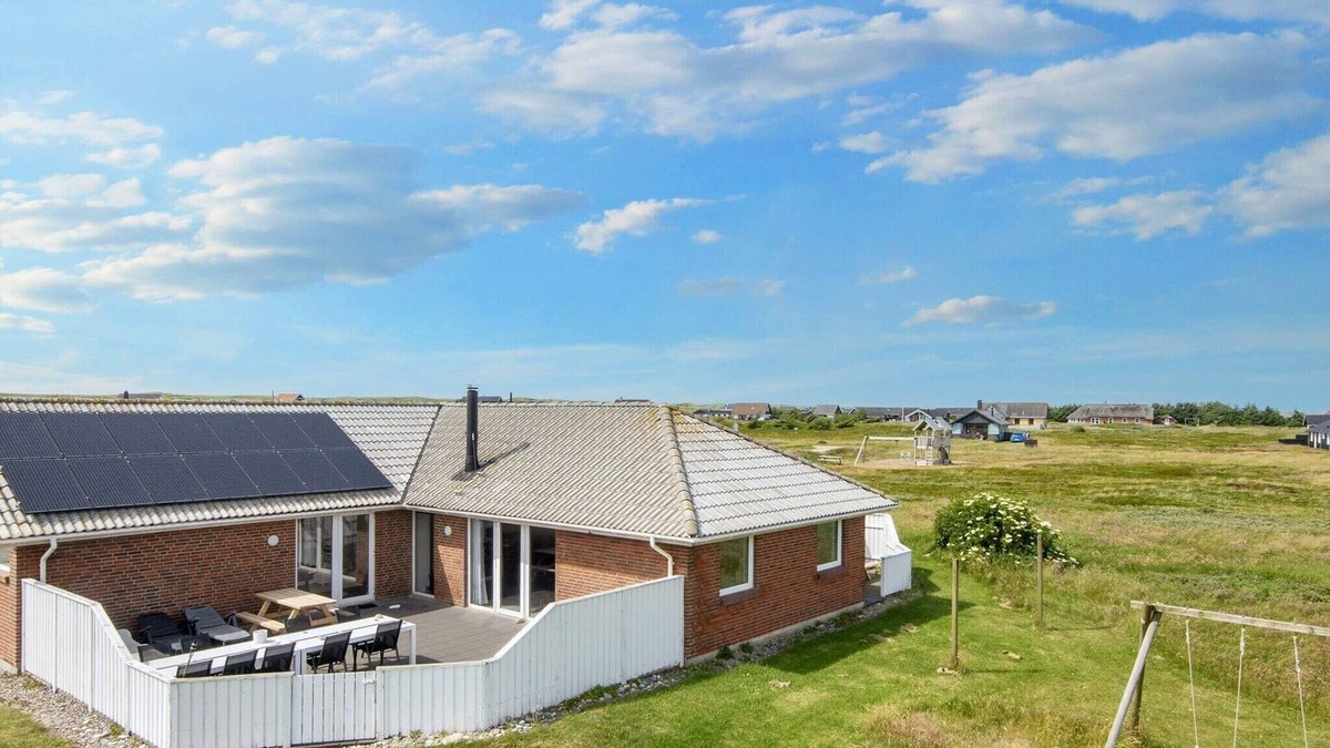 Vrist Strand House | 12 person holiday home in Harboøre-By Traum
