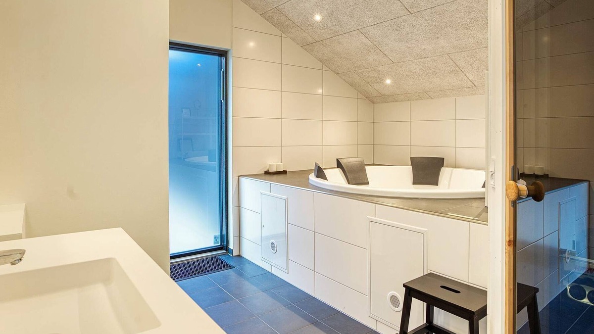 Idestrup House | 12 person holiday home in Idestrup