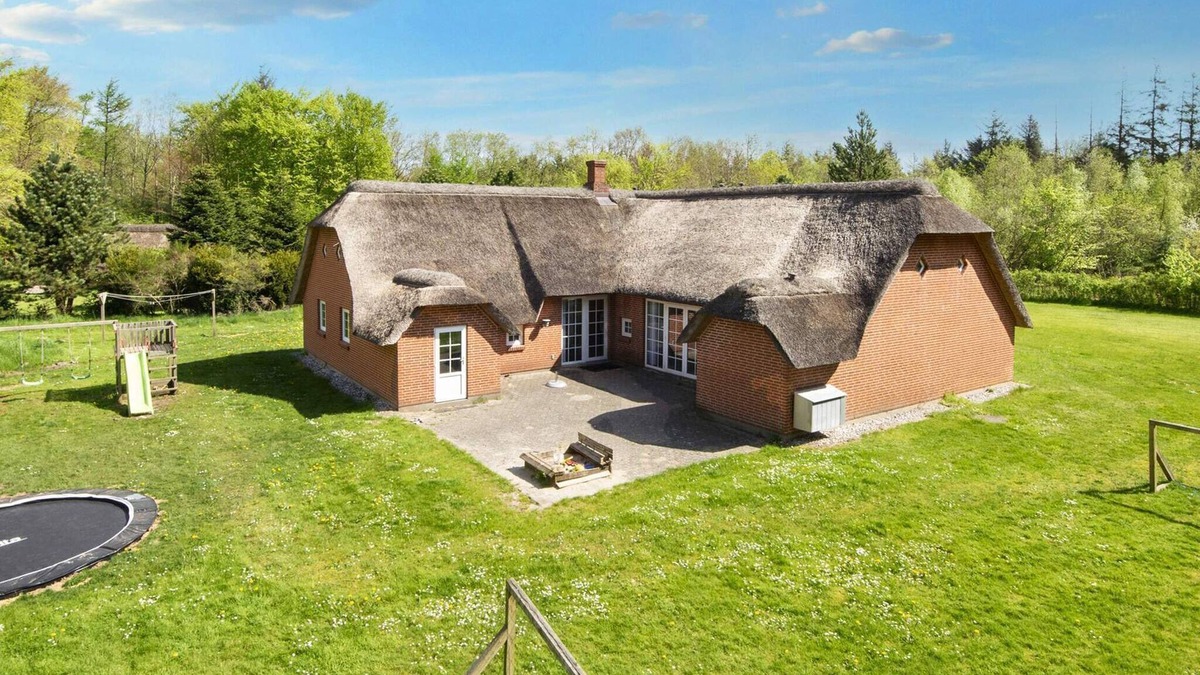 Husby House | 12 person holiday home in Ulfborg-By Traum