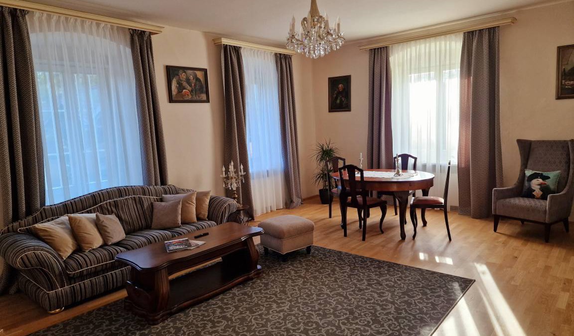 Burgau Apartment | 120 m² Apartment ∙ 2 bedrooms ∙ 4 guests