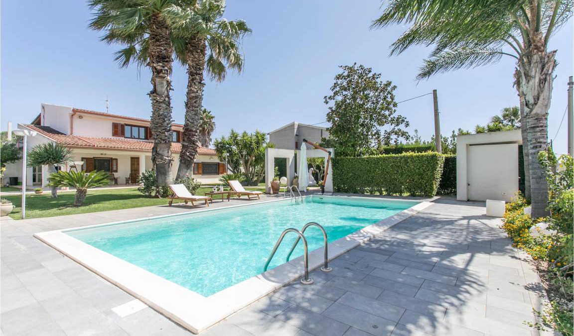 Comiso Apartment | 120 m² Apartment ∙ 2 bedrooms ∙ 6 guests