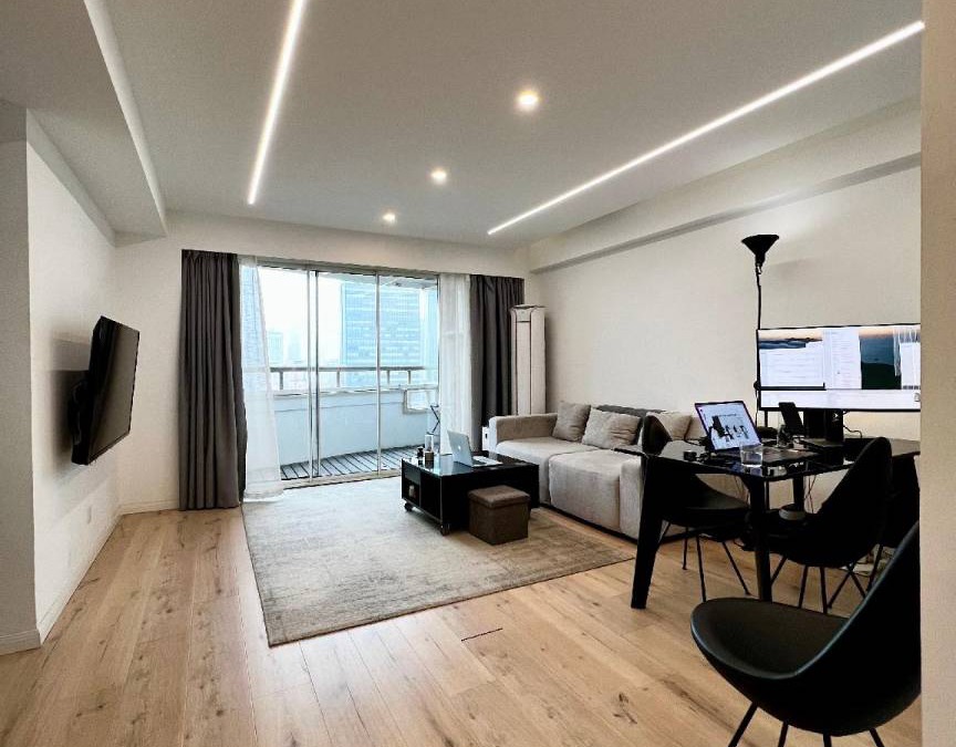 Huaihai Road Commercial Area Apartment | 120 m² Apartment ∙ 2 bedrooms ∙ 4 guests