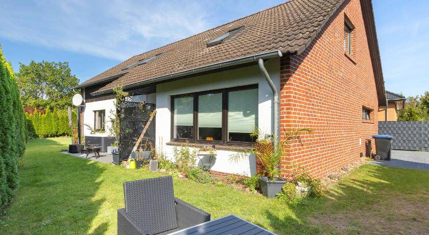 Edemissen Apartment | 120 m² Apartment ∙ 2 bedrooms ∙ 6 guests