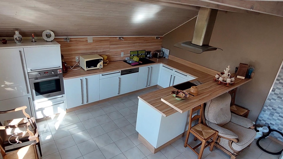 Plancher-Bas Apartment | 120 m² apartment in a quiet location close to Planche des Belles Filles