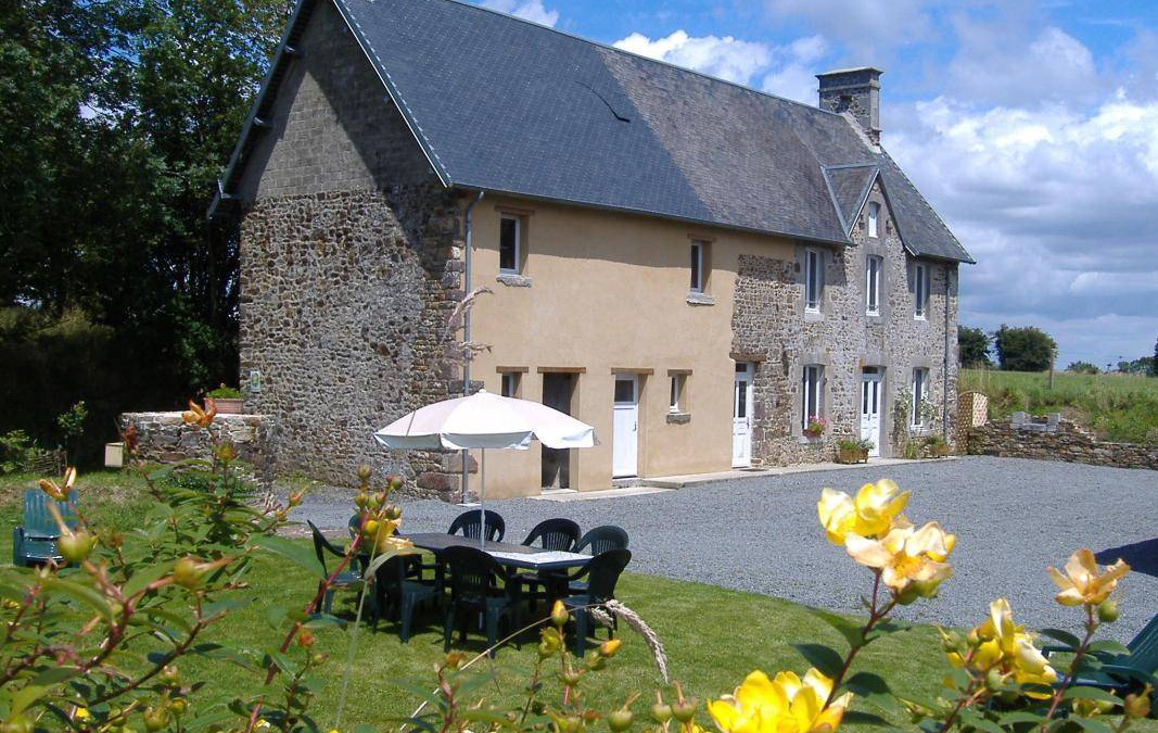St-Denis-le-Vetu House | 120 m² Gîte ∙ 3 bedrooms ∙ 6 guests