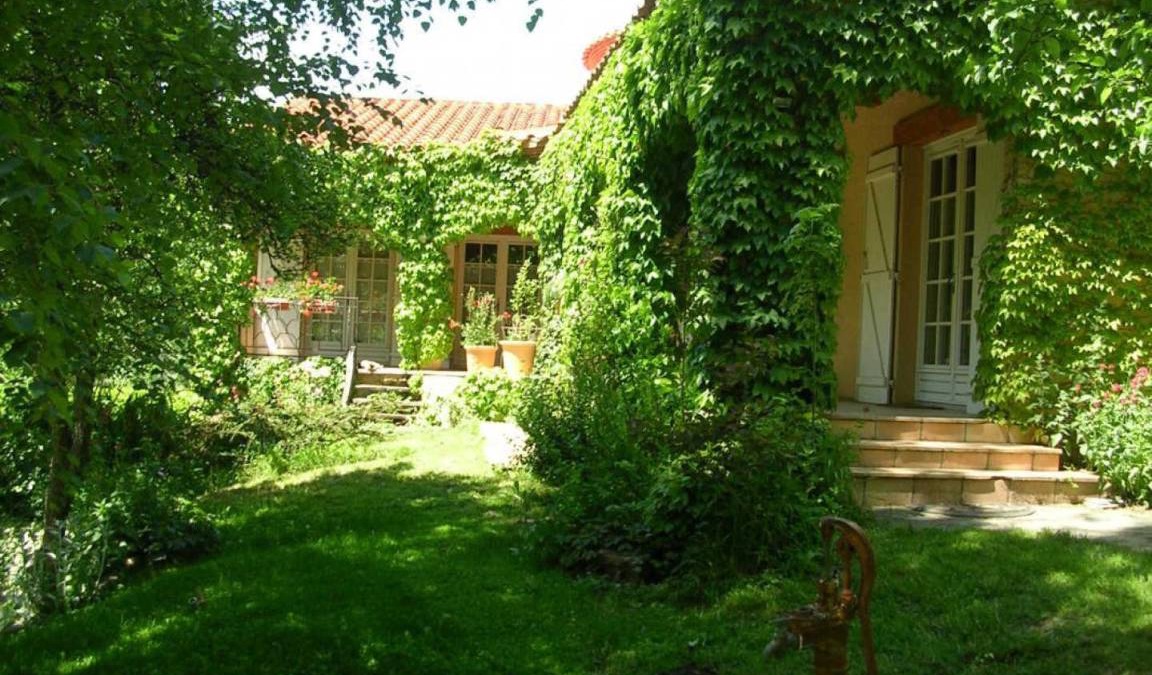 Casteil House | 120 m² Gîte ∙ 3 bedrooms ∙ 6 guests
