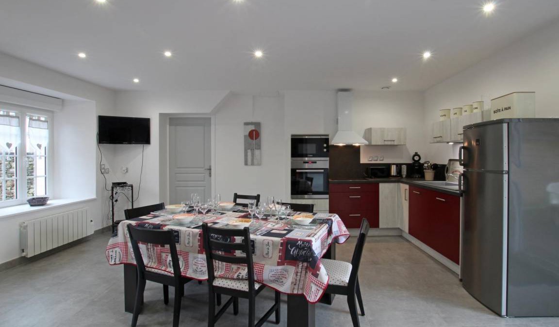 Le Mesnil House | 120 m² Gîte ∙ 4 bedrooms ∙ 6 guests