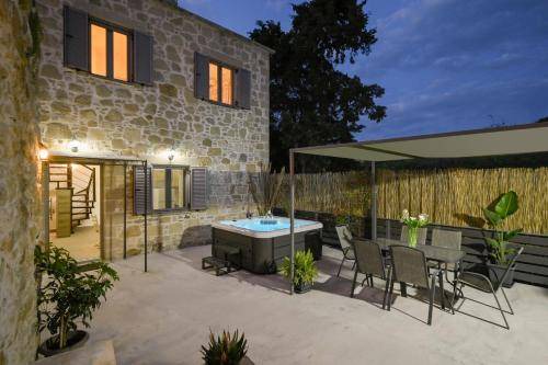 Drapanias House | 120 m² House ∙ 2 bedrooms ∙ 5 guests