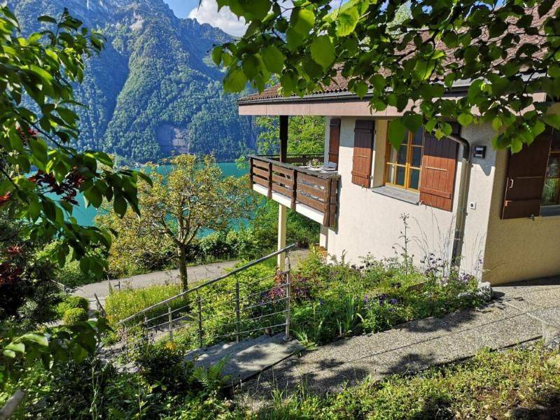 Ruetli House | 120 m² House ∙ 3 bedrooms ∙ 4 guests