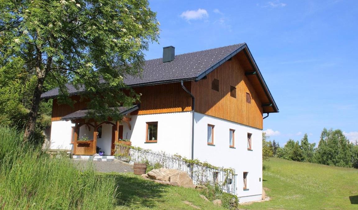 Wolfsberg House | 120 m² House ∙ 3 bedrooms ∙ 5 guests