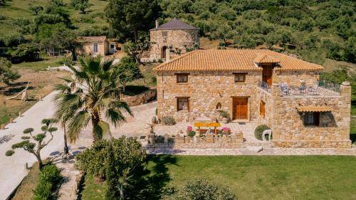 Ano Vasilikos House | 120 m² House ∙ 3 bedrooms ∙ 5 guests