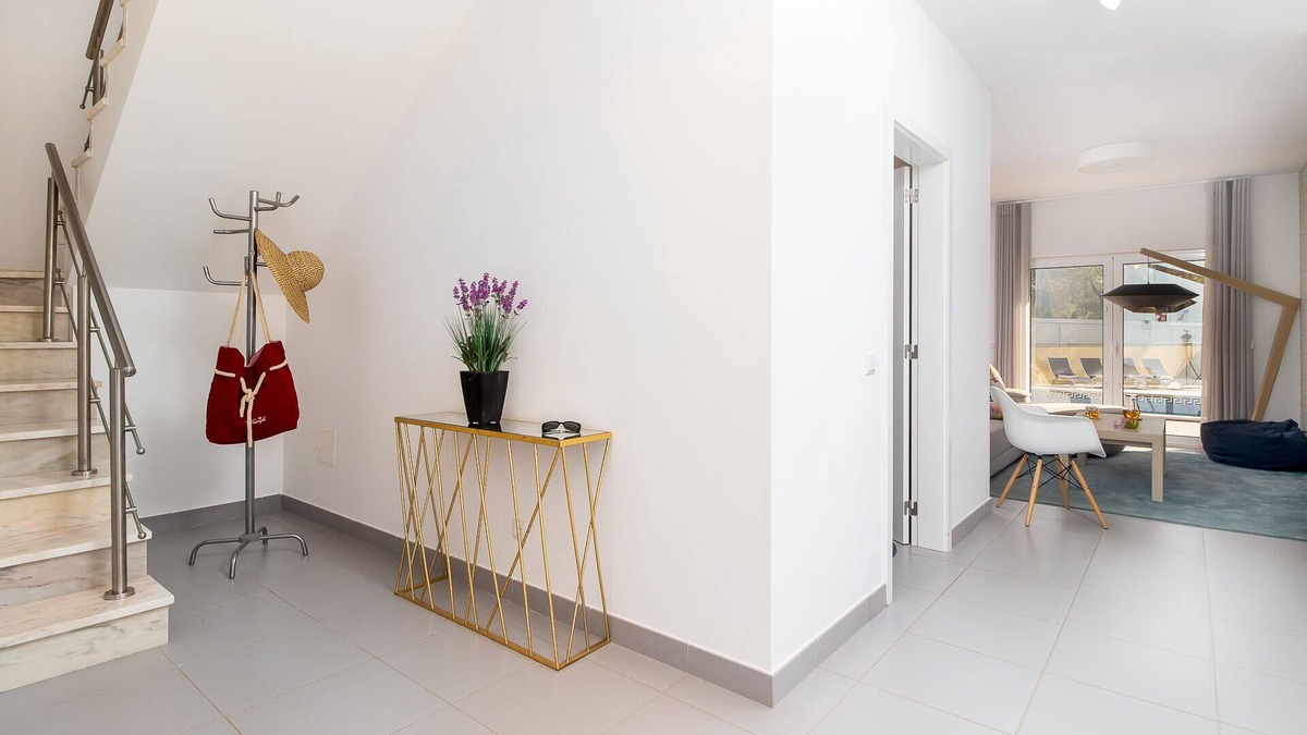 Retur House | 123198/AL luxurious 4 bed, 4 bath villa,200 metres from beach with private pool