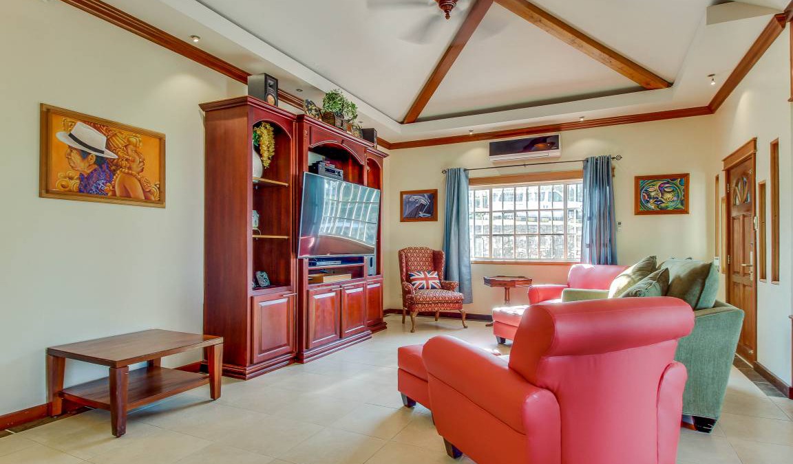 San Ignacio House | 124 m² House ∙ 3 bedrooms ∙ 6 guests