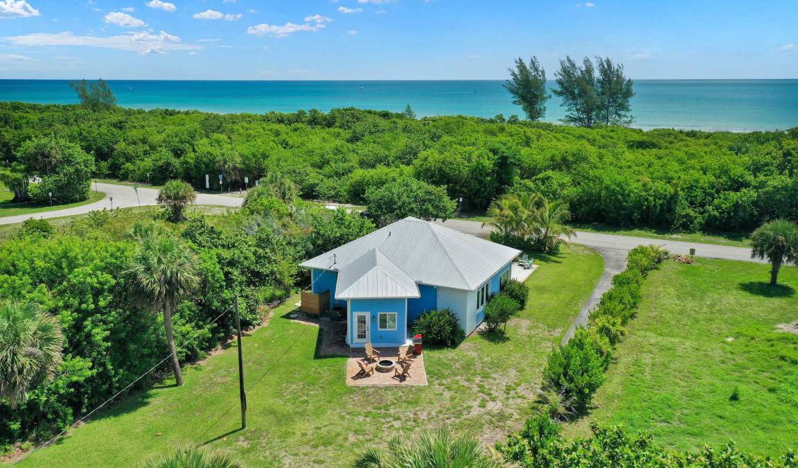 Fort Pierce Shores House | 125 m² House ∙ 2 bedrooms ∙ 7 guests