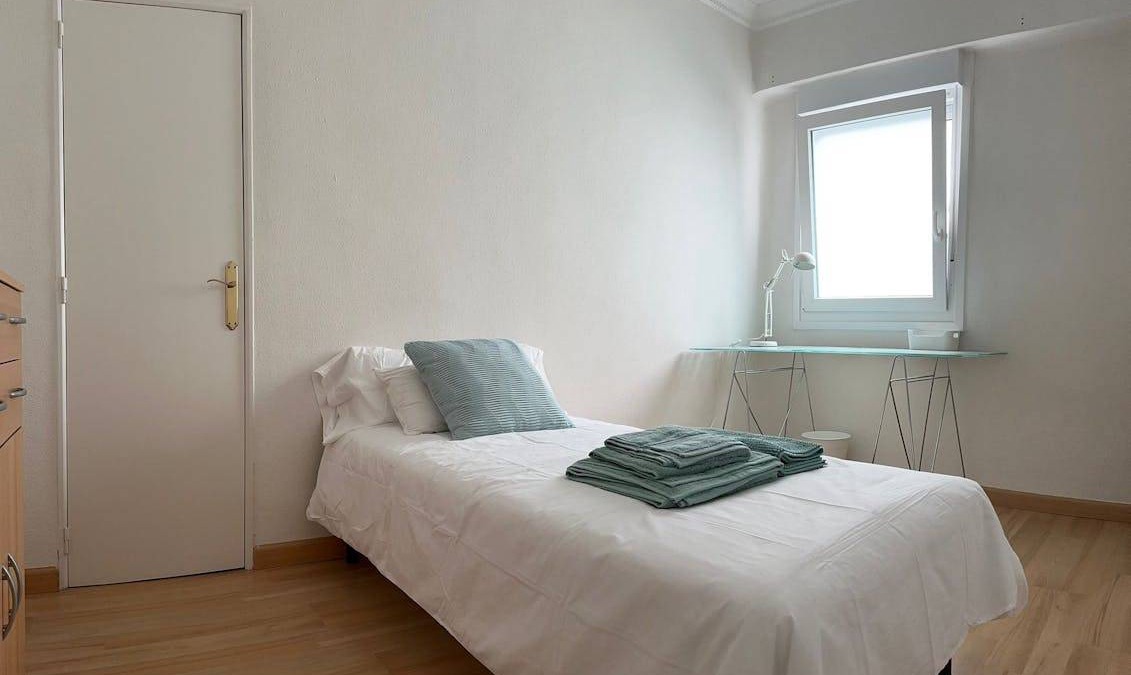 Logrono City Centre Resort | 125 m² Private room ∙ 1 bedroom ∙ 5 guests
