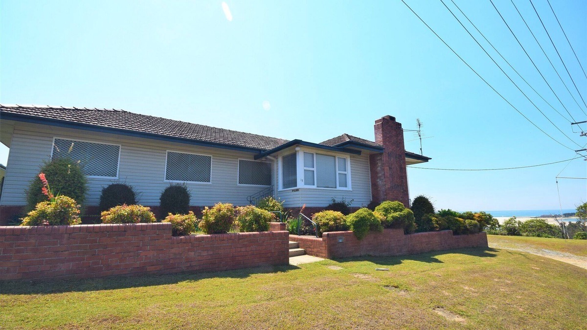 Nambucca Heads House | 13 HIGH ST - Breathtaking views to die for! One of the best locations!