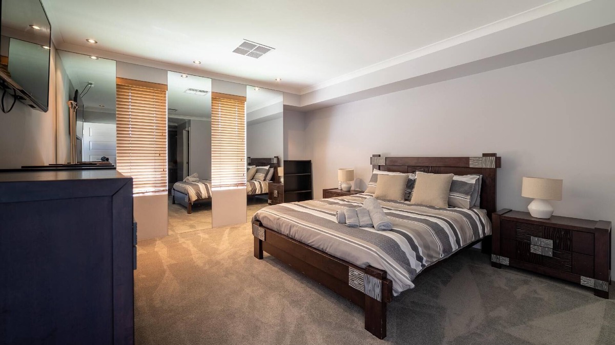 Brabham House | 13 Home Close to Swan Valley in Brabham Family perfect